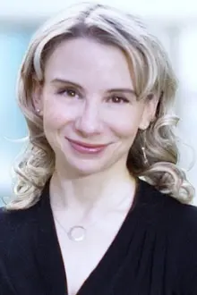 Sarah Saltzberg como: Daisy Loeb