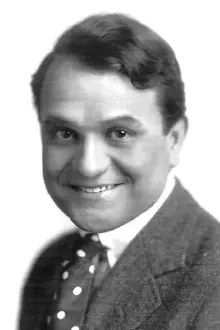 Franklyn Farnum como: Teddy Crosby