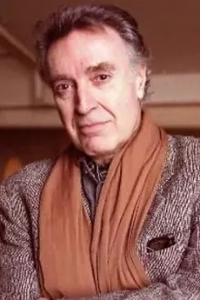 Pepe Martín como: Sergio Hernán