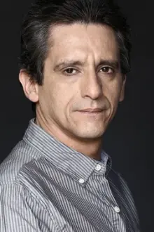 Miguel Iza como: Entrenador Miranda