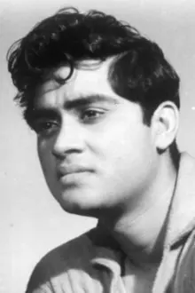 Joy Mukherjee como: Rajesh Choudhry (as Joy Mukerji)