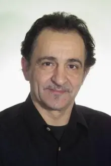 Pep Molina como: Director