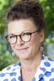Katrin Sundberg como: Häxan Surtant