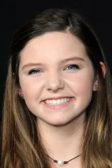 Chloe Csengery como: Young Katie