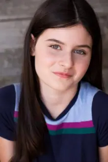 Katie Silverman como: Delia Jacobs