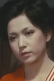 Hiromi Maya como: Sadako nogawa