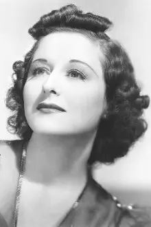 Beatrice Roberts como: Joan Lawson