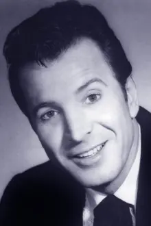 Ferlin Husky como: Simon Crumb