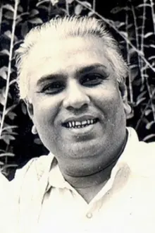 M. G. Chakrapani como: Shankaroy