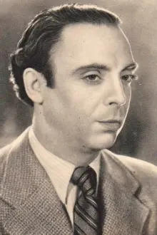 Manuel Luna como: Jerónimo