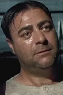 Carmine Raspaolo como: Alberto