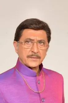 Tej Sapru como: 