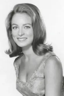 Charmian Carr como: Self - narrator