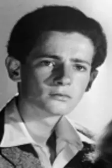 Pierre-Michel Beck como: Andrea