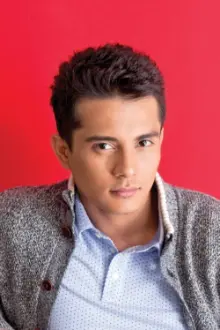 Ejay Falcon como: Gabriel "Gabby" Arcanghel