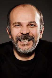 Emin Gürsoy como: Tahir Selimoğlu