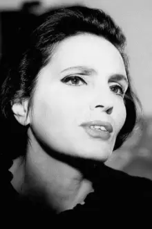 Amália Rodrigues como: Amália