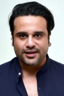 Krishna Abhishek como: Pappu Singh/Pappi Singh/ Tulsi