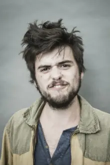 Winston Marshall como: 