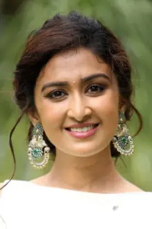 Farnaz Shetty como: Vrushali