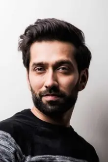 Nakuul Mehta como: Shivaay Singh Oberoi