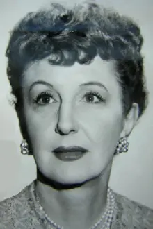 Barbara Couper como: Mrs. Morgan