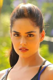 Nathalia Kaur como: 