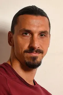 Zlatan Ibrahimović como: Ele mesmo