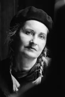 Elfriede Jelinek como: 