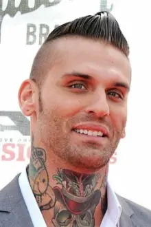 Matt Polinsky como: Corey Graves