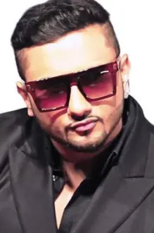 Yo Yo Honey Singh como: Kenny Damania (K.D.)