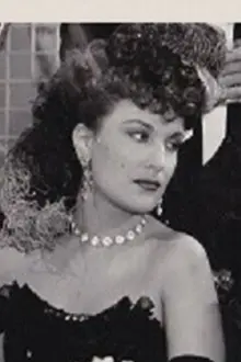 Berta Ortegosa como: Doña Amalia