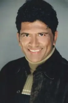 Franklin Vírgüez como: Colonel Lugo