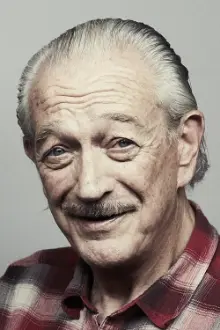 Charlie Musselwhite como: Slim