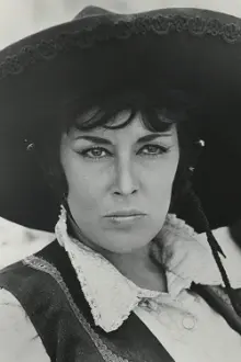 Gia Sandri como: Sheila O'Connor