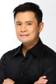 Ogie Alcasid como: George