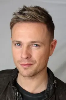 Nicky Byrne como: Self - Host