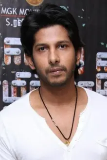 Vamsi Krishna como: 'Killer' Peter