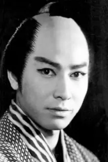 Jōji Tsurumi como: Yûnosuke Yasukawa