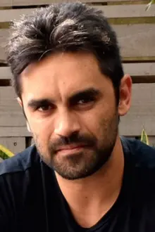 Gonzalo Heredia como: Enrique Ocampo