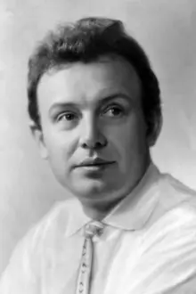 Innokentiy Smoktunovskiy como: Gennadiy Kupriyanov