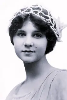 Gladys Hulette como: Margaret Selfridge