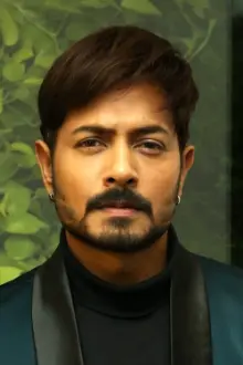 Kaushal Manda como: S.I. Vihan Varma