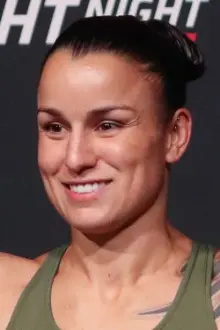 Raquel Pennington como: 