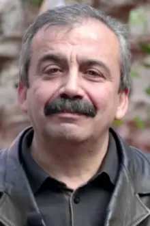 Sırrı Süreyya Önder como: himself