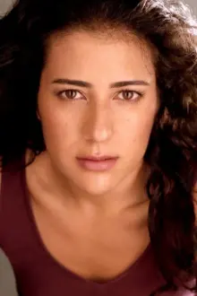 Nadine Malouf como: Zabi