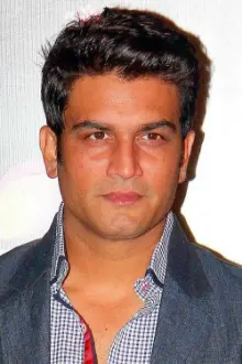 Sharad Kelkar como: Bhairao Singh