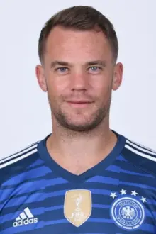 Manuel Neuer como: 