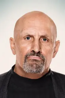 Paul Ellering como: 