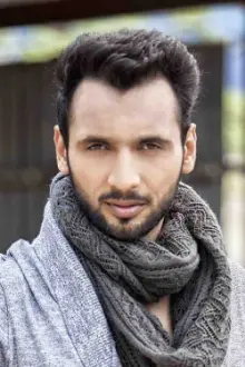 Punit Pathak como: Inder